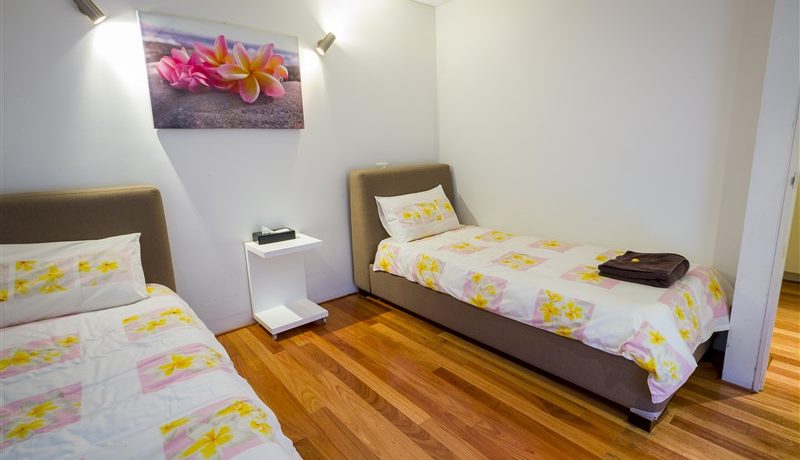 instances_f810a0d196f93cae883e11409d1e9f1b_586ecdccafb18