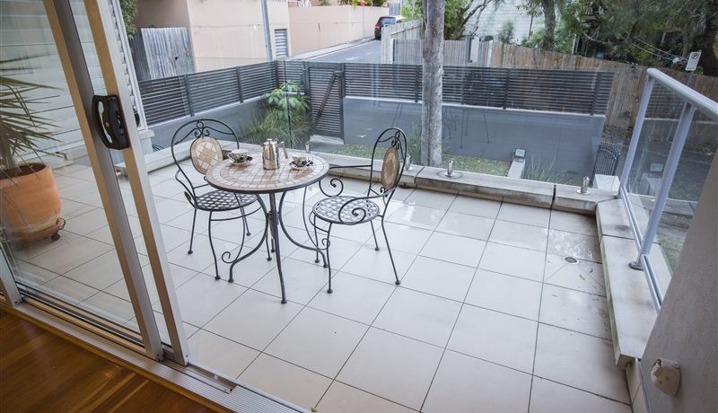 instances_f810a0d196f93cae883e11409d1e9f1b_586ecdccce32c_0