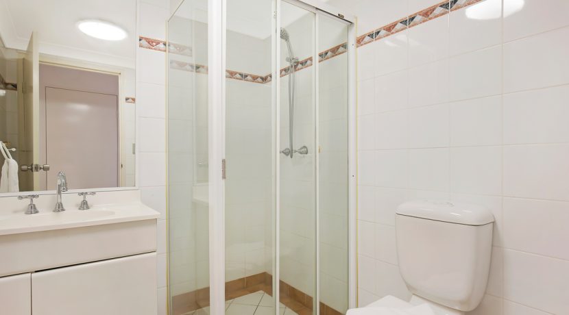 93-1-15-Fontenoy-Bathroom-r---Web