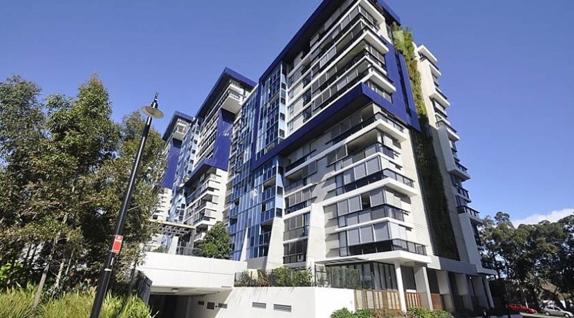 camperdown-7-sterling-circ-02