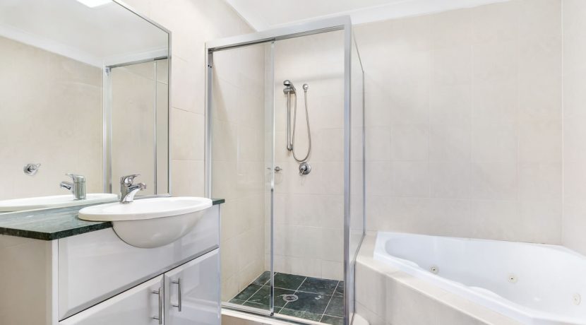 castlehill68-130harringtonave-new-08